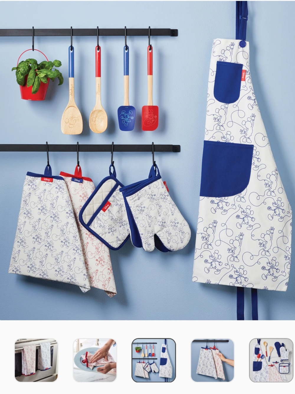 Disney Home
Bon Voyage Kitchen Towels 2-PIECE COTTON TEA TOWEL SET blue /red new